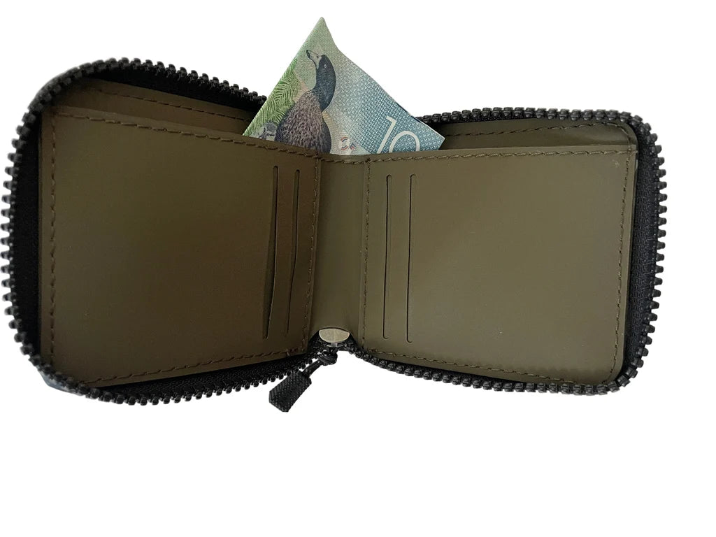 Carhartt Water Repellent Zipper Wallet